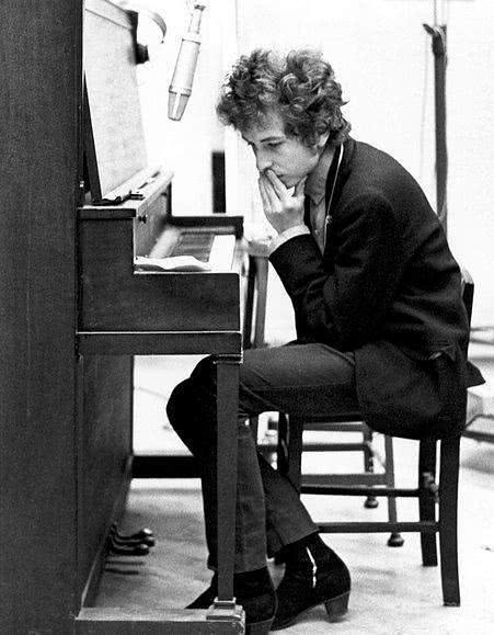 鲍勃·迪伦个人资料写真作品