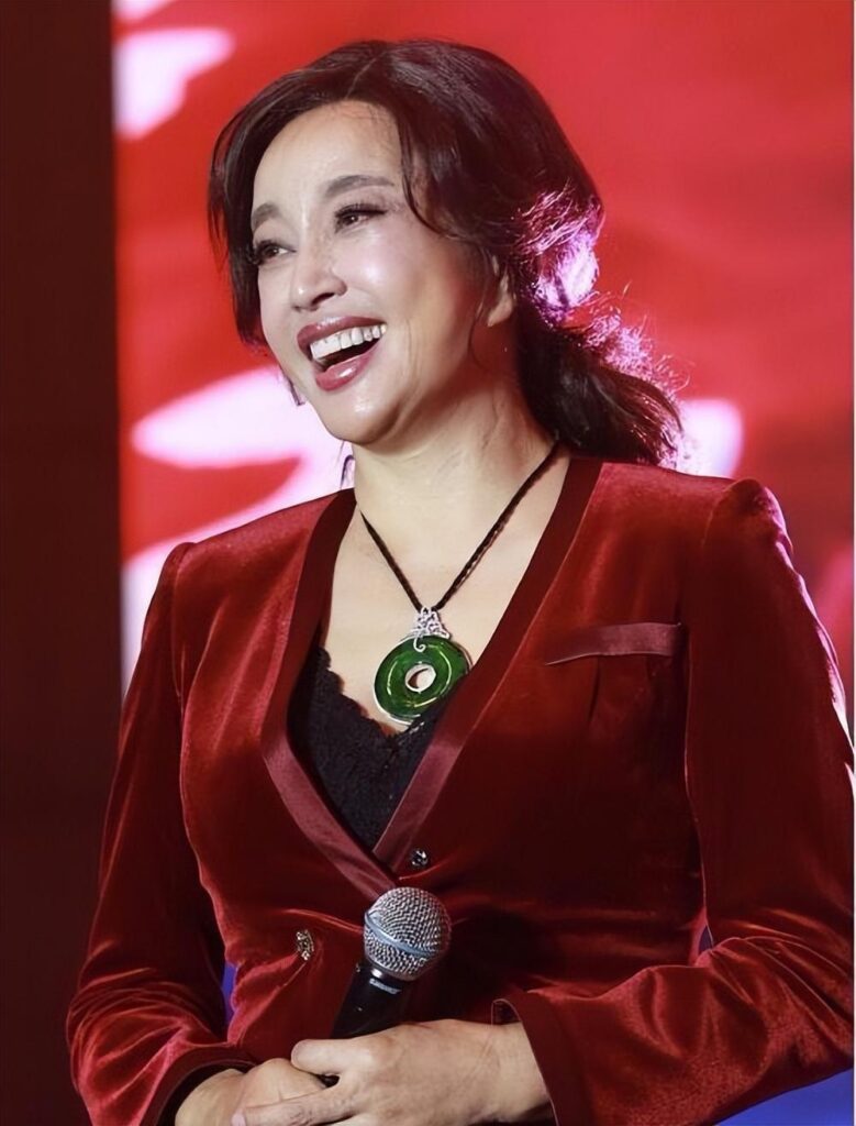 刘晓庆个人资料_刘晓庆到底多少岁