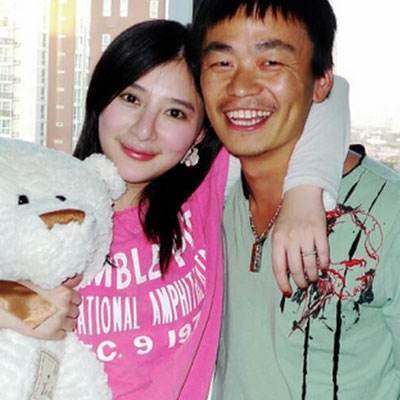 王宝强的老婆，王宝强的老婆叫什么名字,本文共（842字）