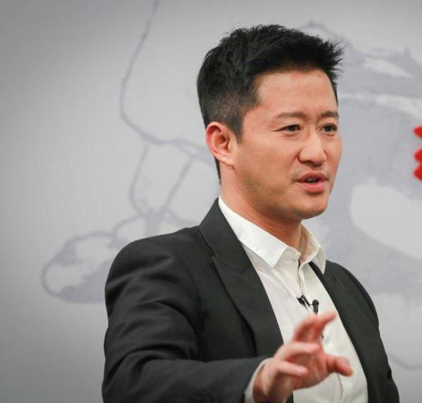 最佳现场吴京谢楠哪一期_吴京谢楠的相遇