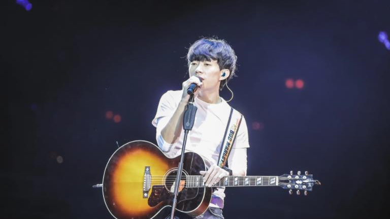 kTV唱什么歌好_KTV里必点的歌曲有哪些