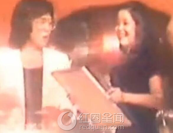 成龙邓丽君感情史揭秘 邓丽君成龙为什么分手