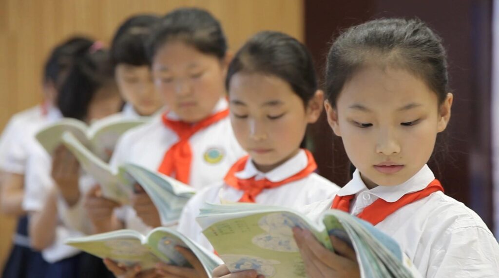 熟读唐诗三百首的下一句_吟诗二字的含义