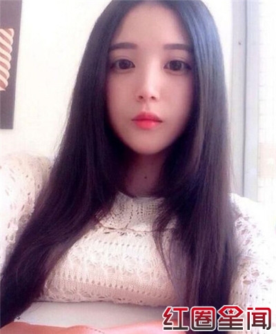 深蹲女神萧亦瑄整容前后对比照片 大胸美女穿丝袜被赞索腿天后