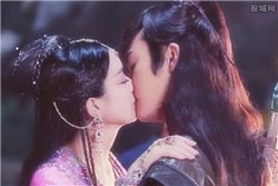 陈伟霆喜欢赵丽颖吗 陈伟霆赵丽颖恋情坐实