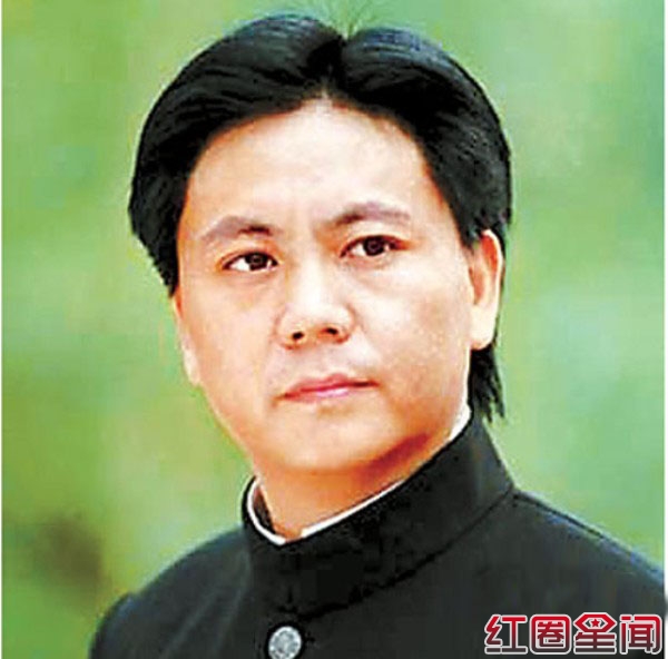 亿万富豪贾云 痴迷扮演毛泽东受称赞