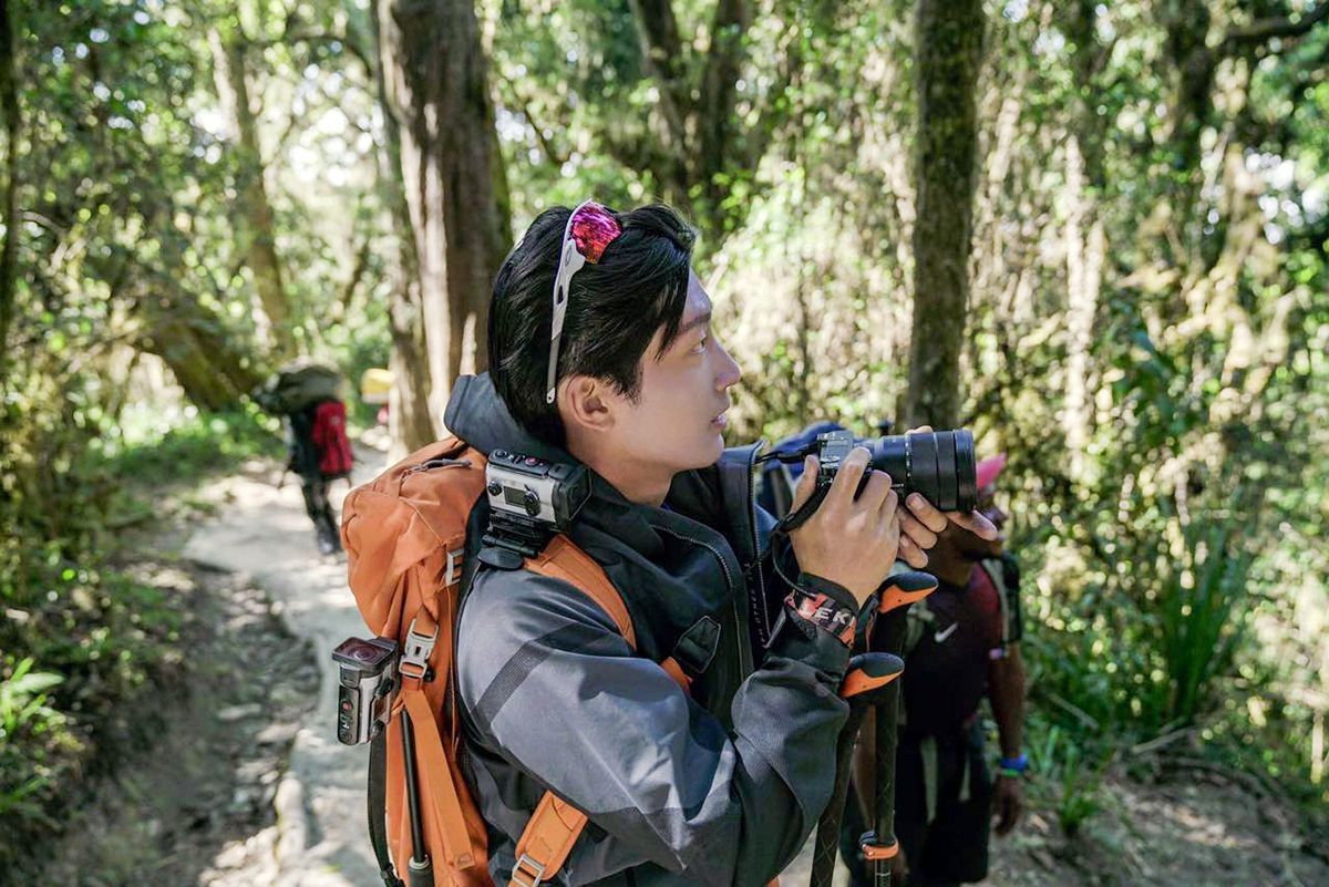 窦骁个人资料写真作品