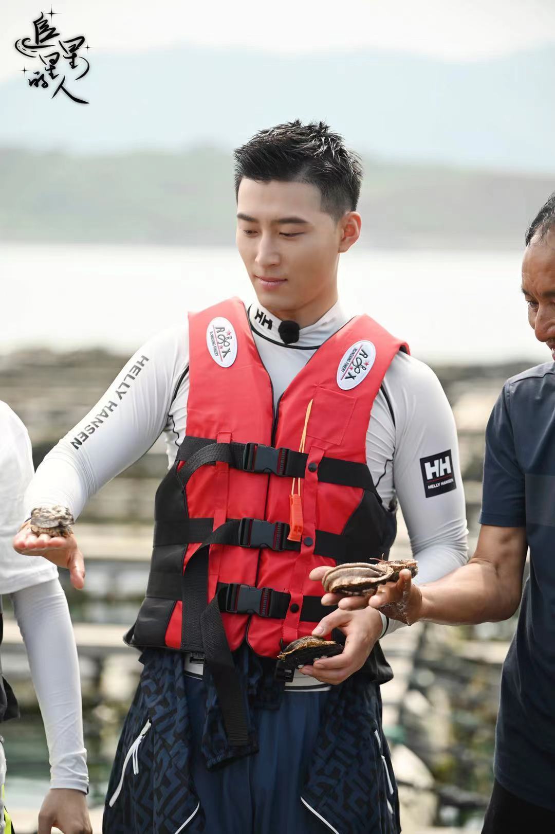 窦骁个人资料写真作品