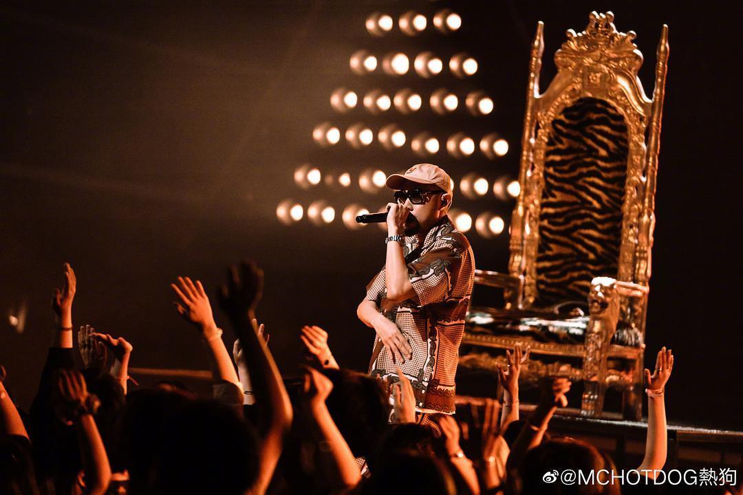 热狗个人资料写真作品