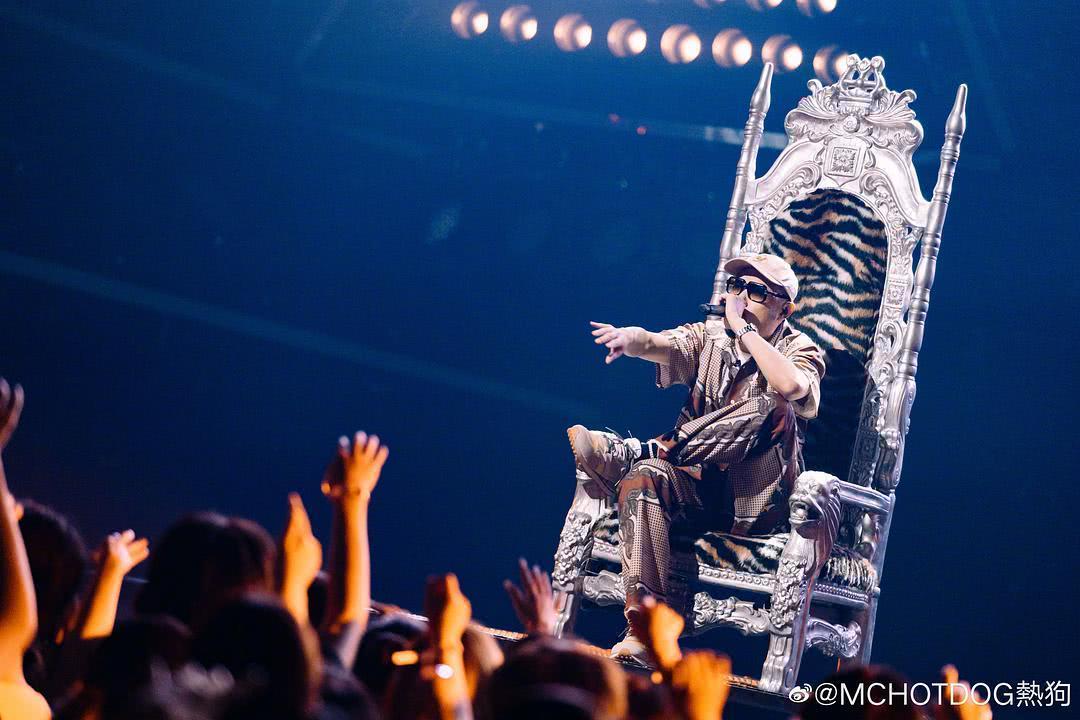 热狗个人资料写真作品