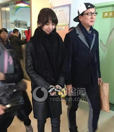 郑爽和爸爸录制真人秀 郑爽的父亲是谁