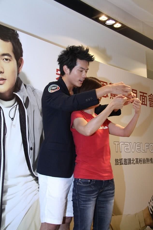 王宥胜个人资料写真作品