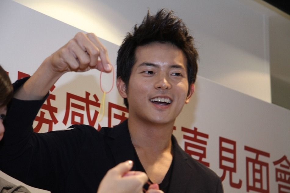 王宥胜个人资料写真作品