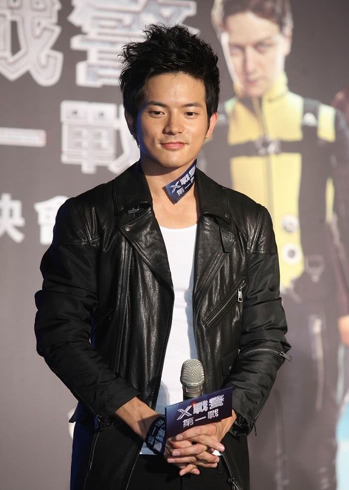 王宥胜个人资料写真作品