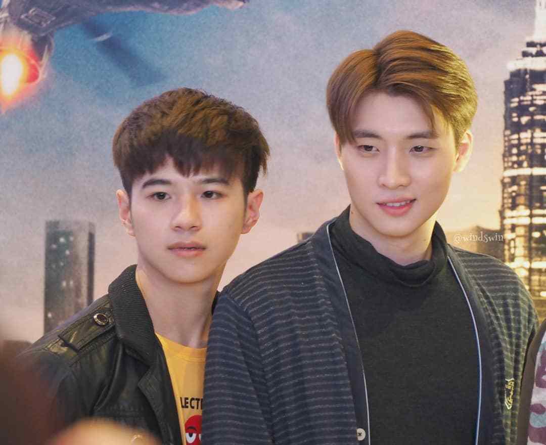 洪天逸个人资料写真作品