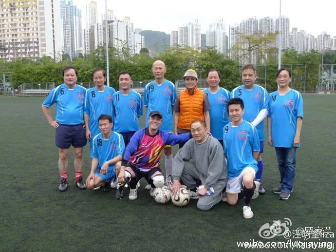 罗家英个人资料写真作品