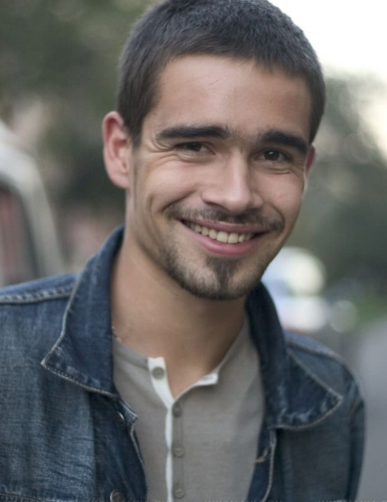 皮欧特·费奥多罗夫个人资料写真作品