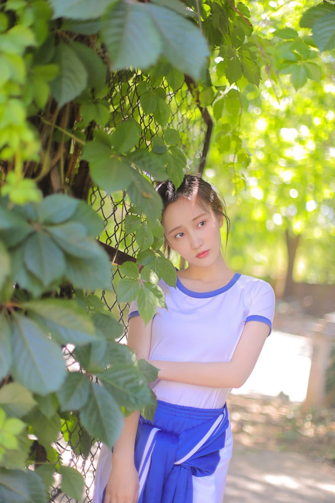 莫熙儿个人资料写真作品