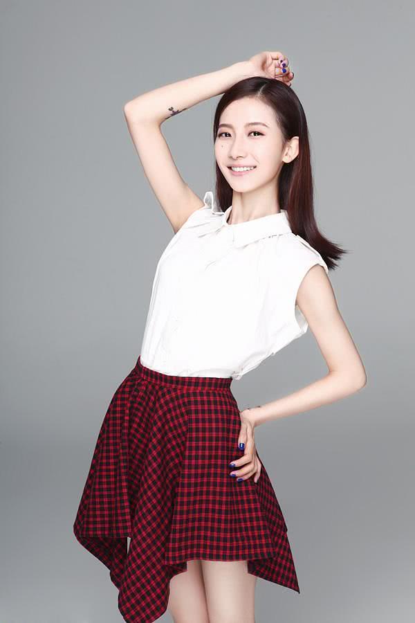 蒲萄个人资料写真作品