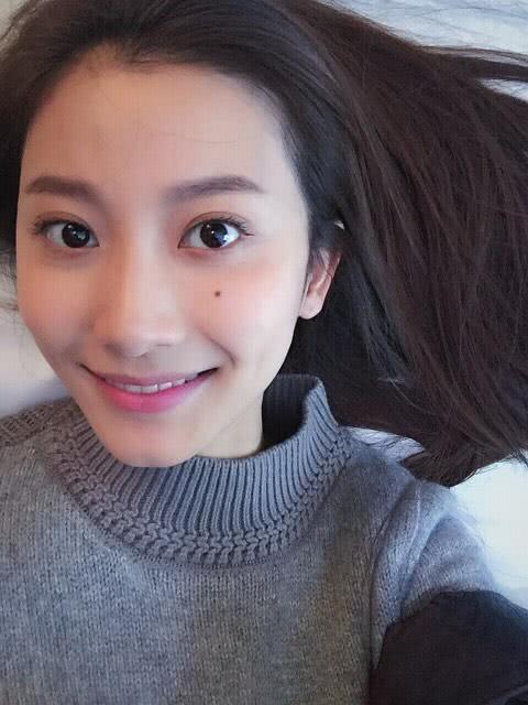 蒲萄个人资料写真作品