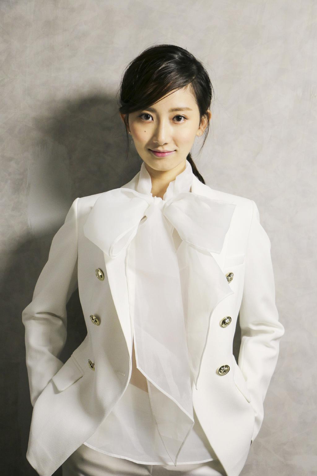 蒲萄个人资料写真作品