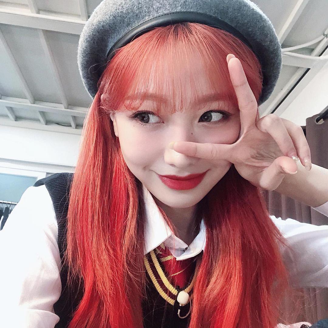 柳洙正个人资料写真作品