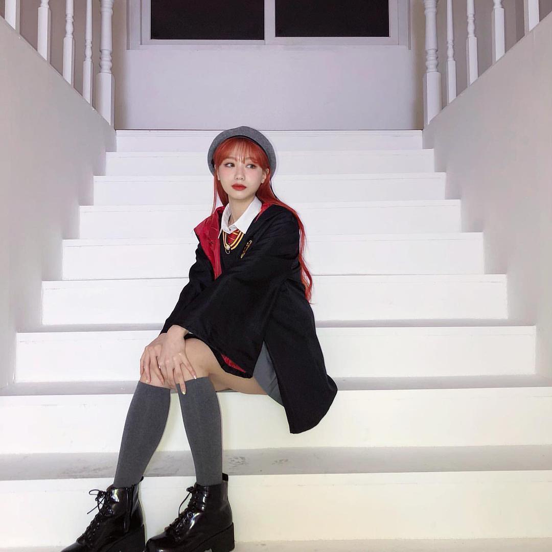 柳洙正个人资料写真作品