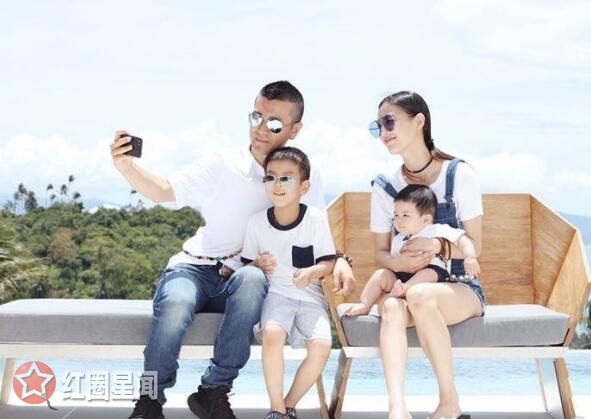 独家揭秘黄圣依与杨子怎么认识 黄圣依首晒一家四口全家福