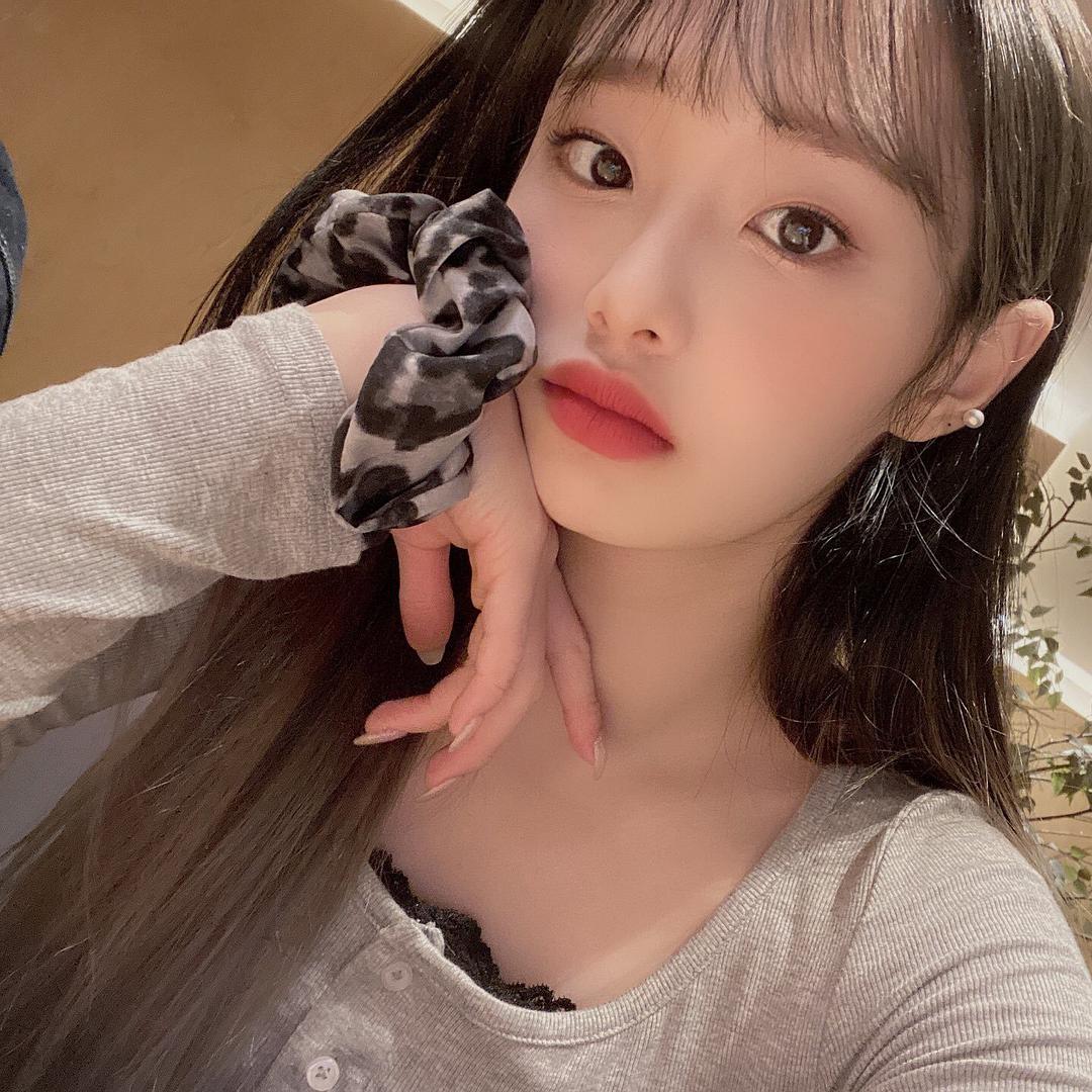 金智雨个人资料写真作品