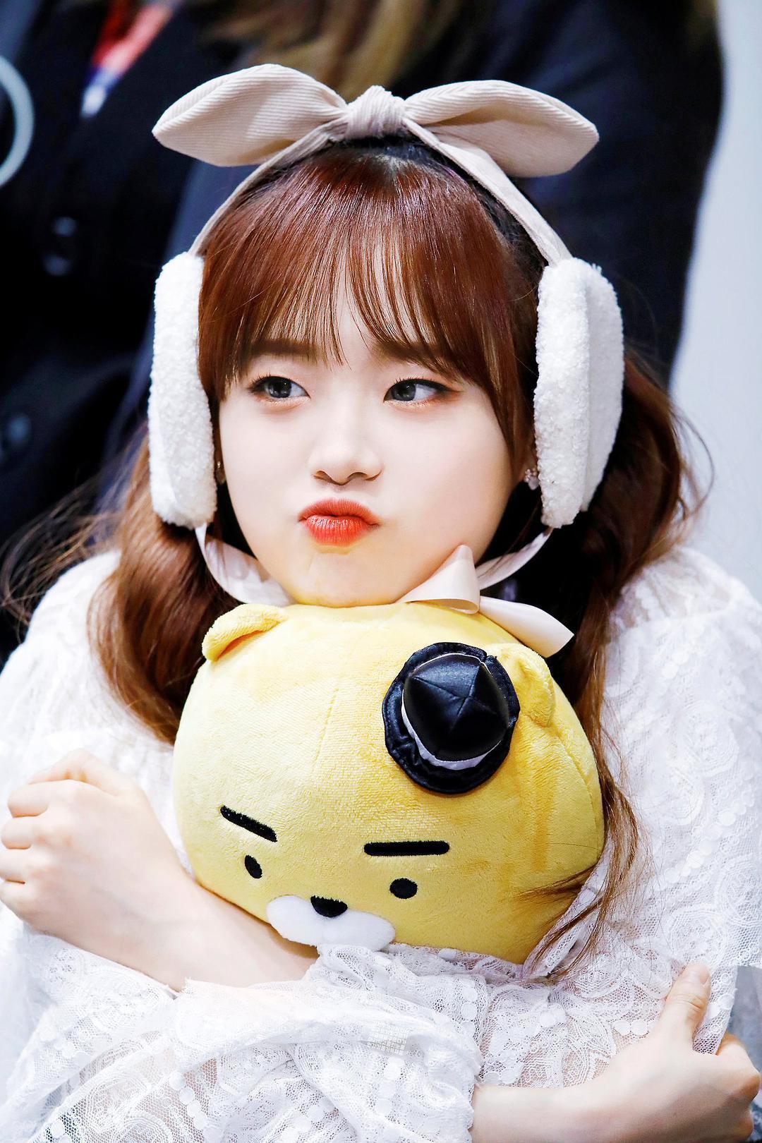 金智雨个人资料写真作品