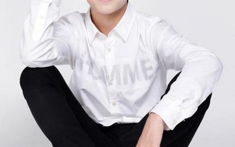 易烊千玺个人资料简介(演员易烊千玺个人资料简介)