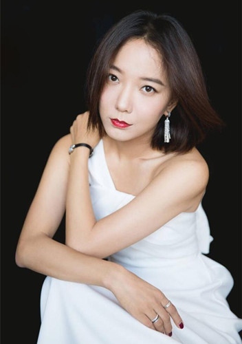 王珞丹红毯被求婚太尴尬 保安全程消失多亏工作人员解救