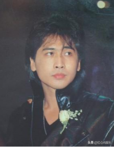 ​爱情宣言北方的狼原唱者是哪位_情歌之王齐秦简介