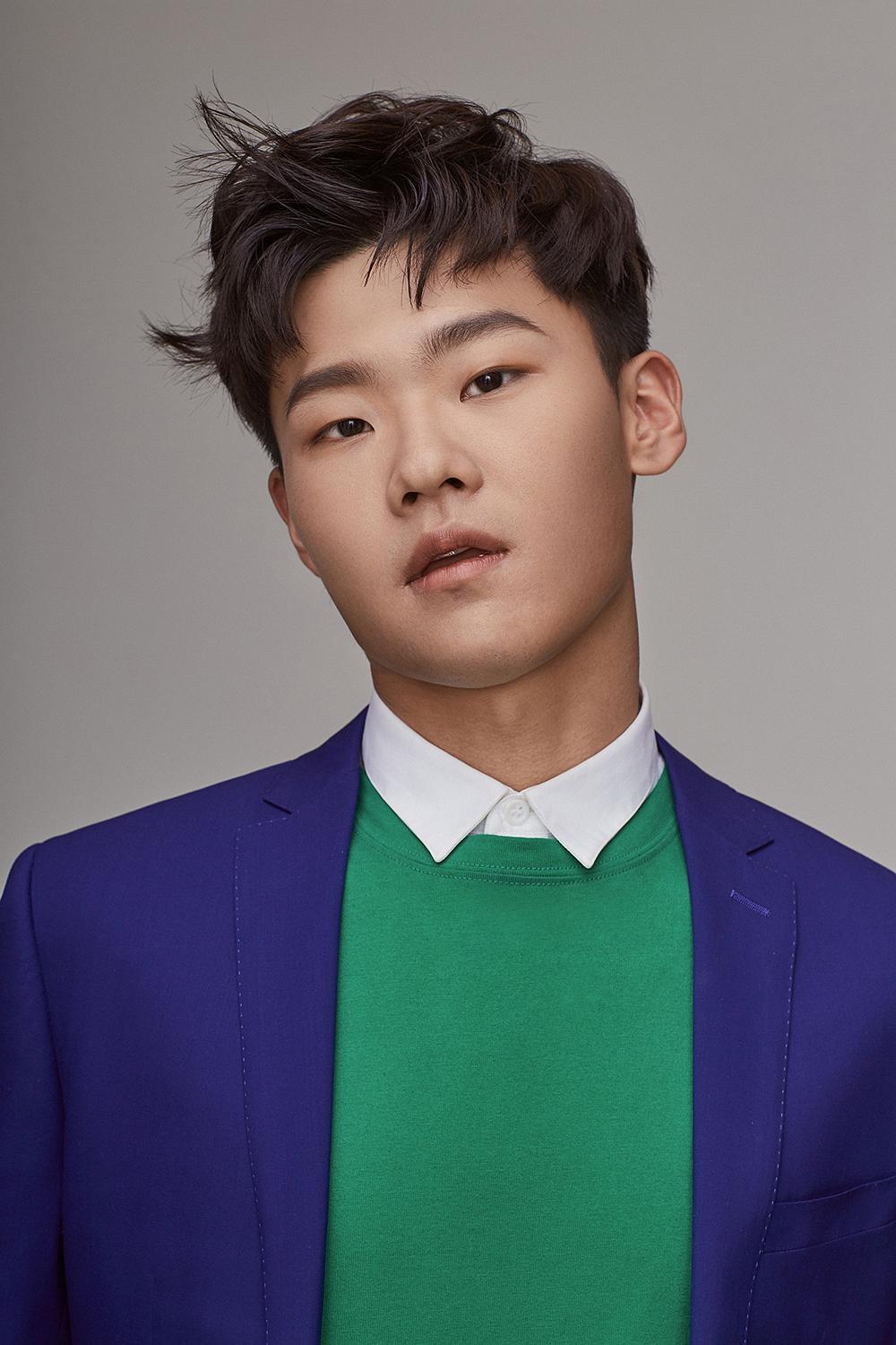 赵浩闳个人资料写真作品