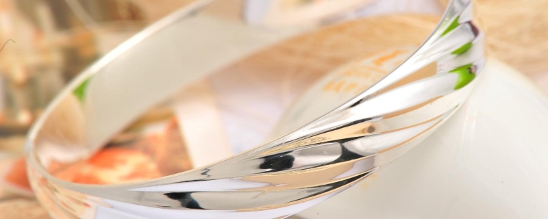 翡翠手镯直径6厘米是多大圈口 直径6.5厘米是多大圈口