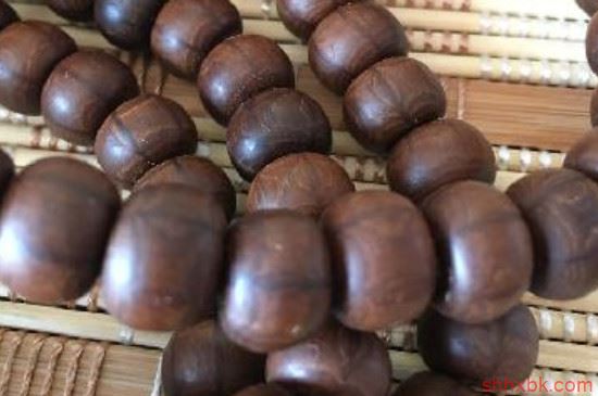 六道木白色和深色的区别