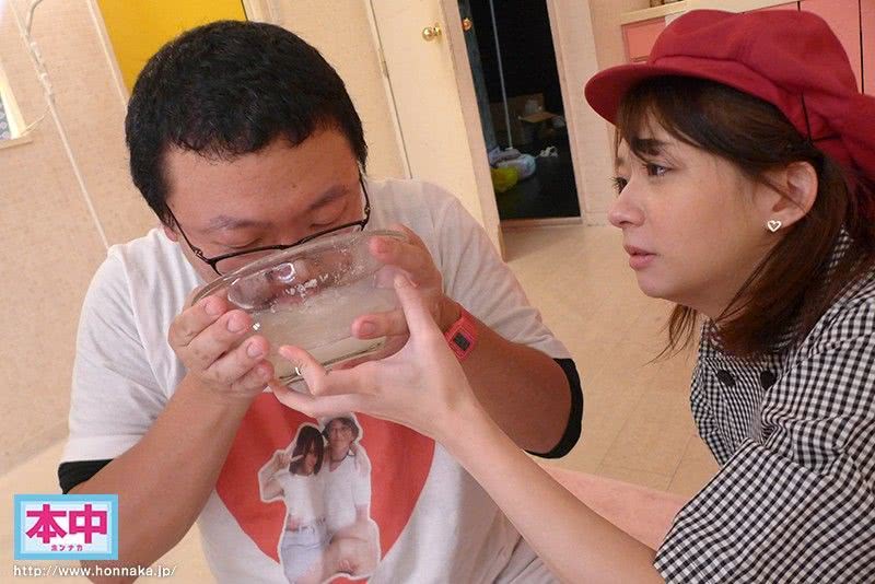 成海丽个人资料写真作品