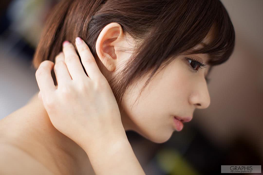 成海丽个人资料写真作品