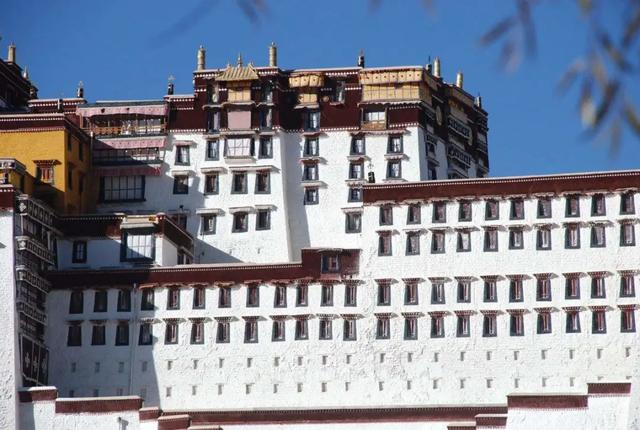 布达拉宫旅游攻略高多少米 旅行里的世界之最(15)