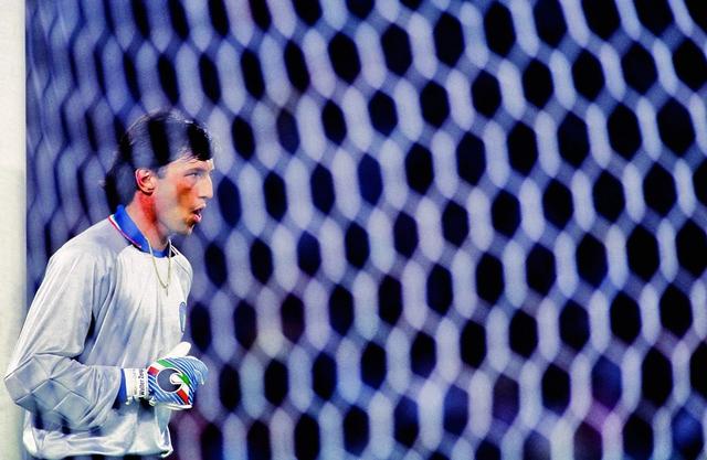 马尔蒂尼为什么地位那么高？马尔蒂尼背后的那些男人们(6)