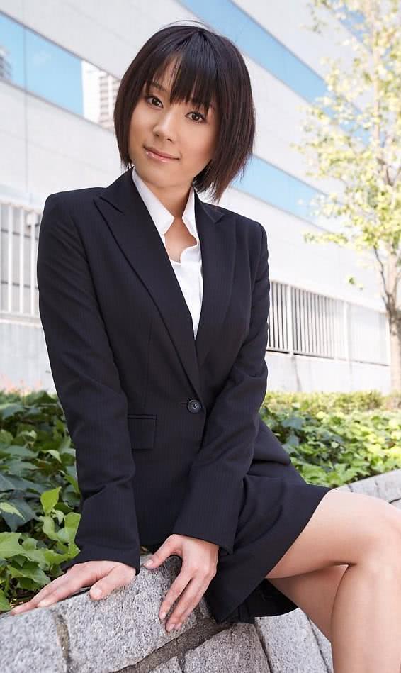 木下柚花个人资料写真作品