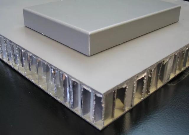 铝板都有什么材质的（什么是金属铝板）(16)