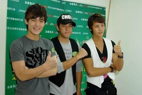 我是歌手所有帮唱嘉宾（科普我是歌手这15位帮唱嘉宾都是什么玩意儿）(12)