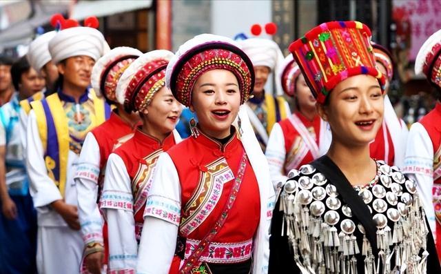 为什么古国都有人头蛇身（从人到人首蛇身）(3)