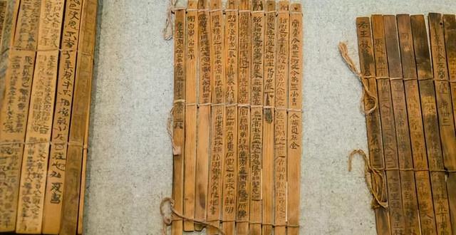 为什么古国都有人头蛇身（从人到人首蛇身）(10)