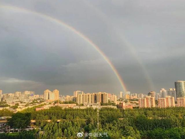 暴雨到大暴雨局部特大暴雨（超6省区市局地有暴雨或大暴雨）(12)