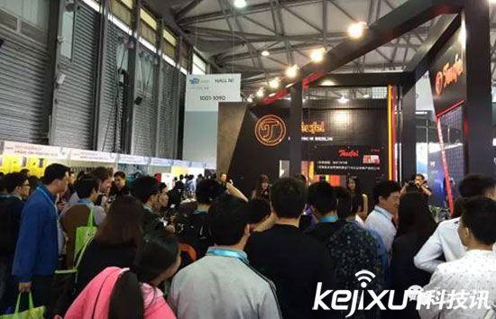 ubs音响是什么牌子的（TeufelCESAsia完美收官）(1)