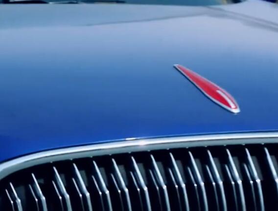 我家那小子武大靖开的什么车