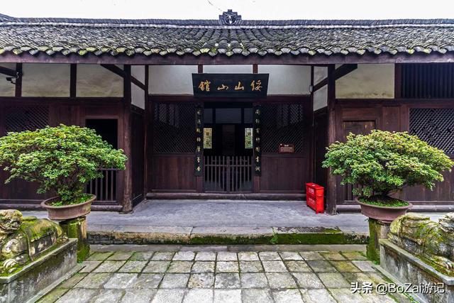 乐山攻略必去十大景点（到四川乐山市旅游不能错过的10个景点）(31)