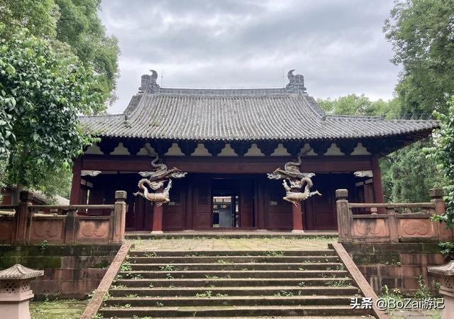 乐山攻略必去十大景点（到四川乐山市旅游不能错过的10个景点）(55)